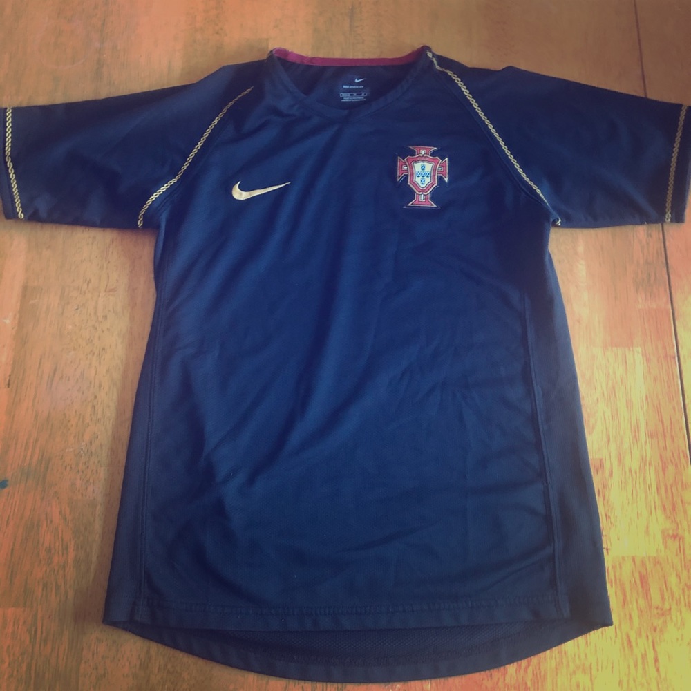 Nike shirt
